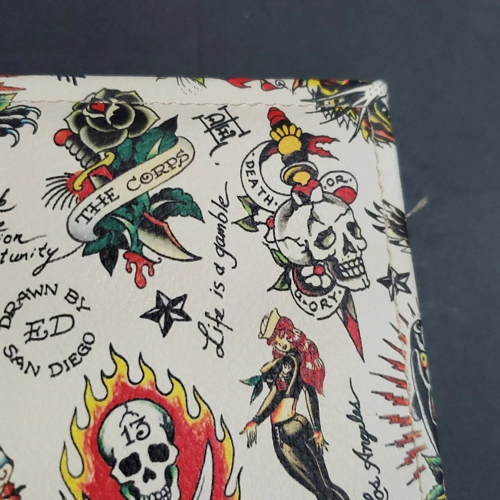 Ed Hardy‎ black iconic Ed Hardy tiger printed bifold wallet with valet tray new